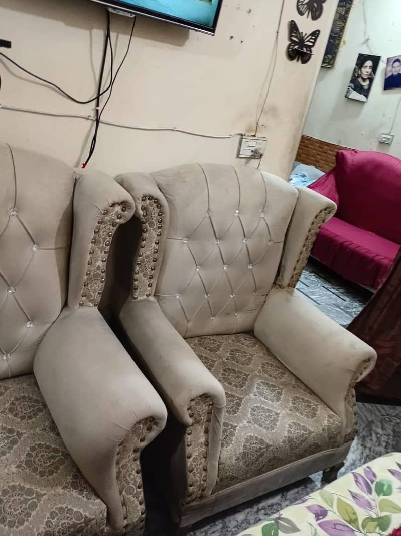 sell sofa set 3
