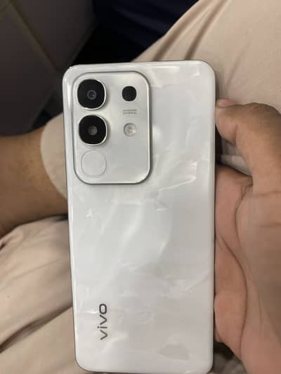 vivo y29 8/128 10/10 like new