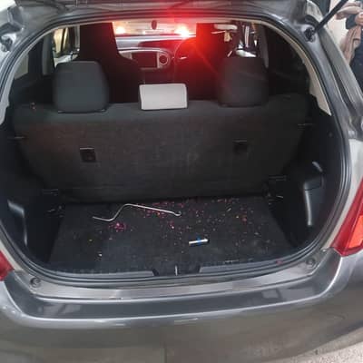 Toyota Vitz 2012