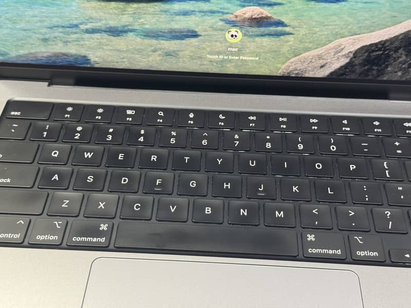 MacBook M1 Pro 1