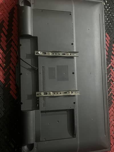 Samsung 40 Inch LED TV - 8/10 Good Condition (Urgent Sale)