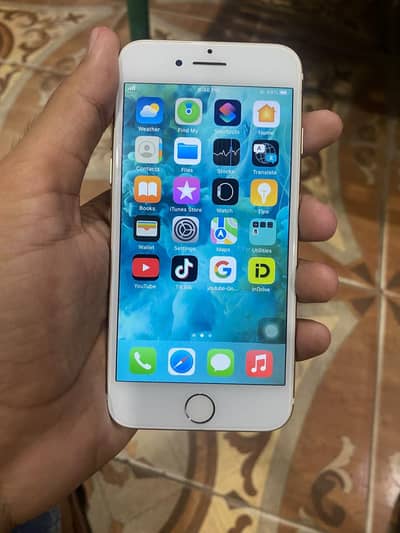 Apple iPhone 7