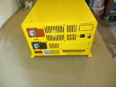 Pure Sinviwe Inverter 2.4kw 24volt
