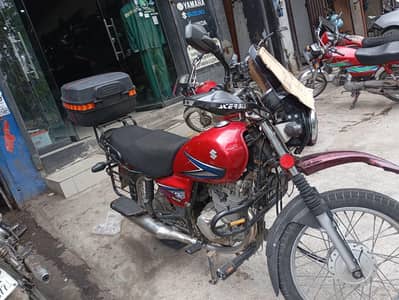 Suzuki GS 150