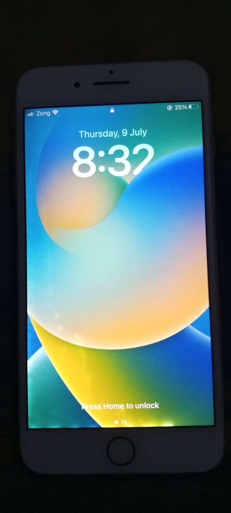 Apple iPhone 8 Plus 2