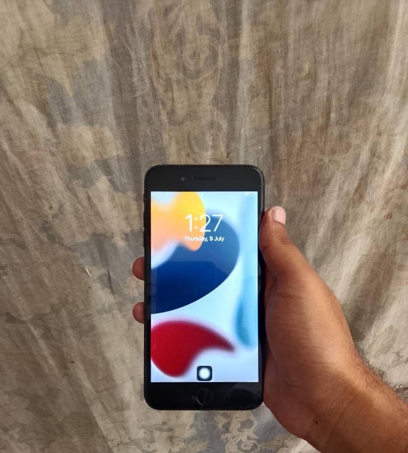 Apple iPhone 7 Plus 4