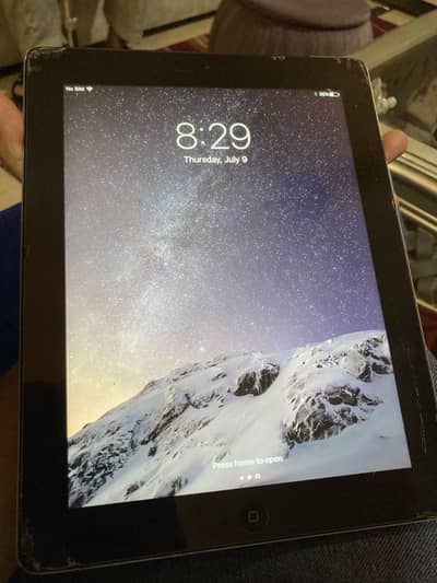 Ipad 4 A1460 8gb 9.7 inch best battery for kids and games