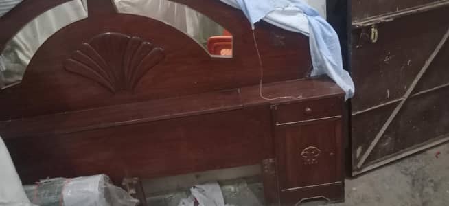 original lakri ka bana hua hn