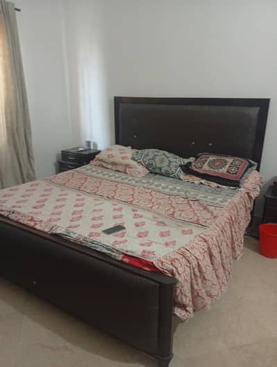 bed dressing side tables