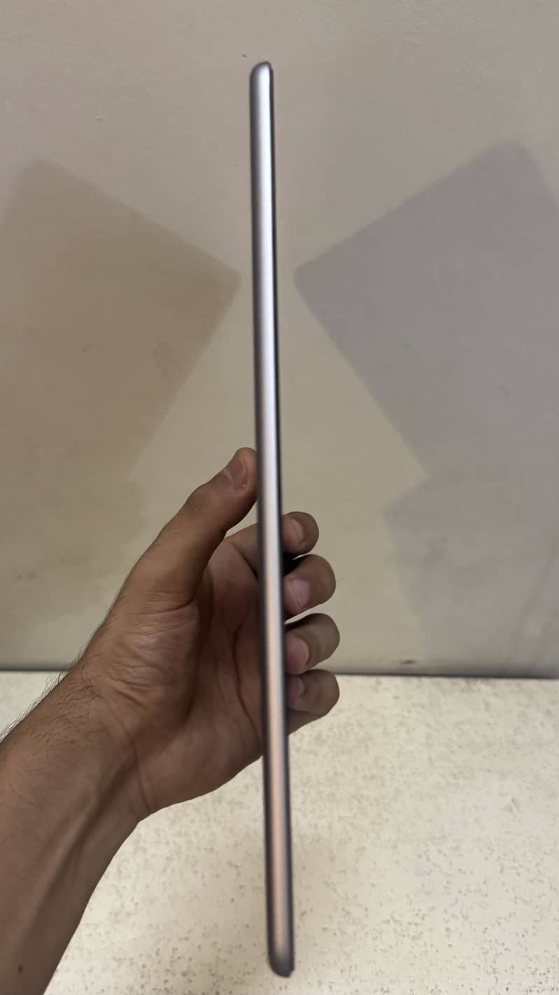 iPad Air 2 4