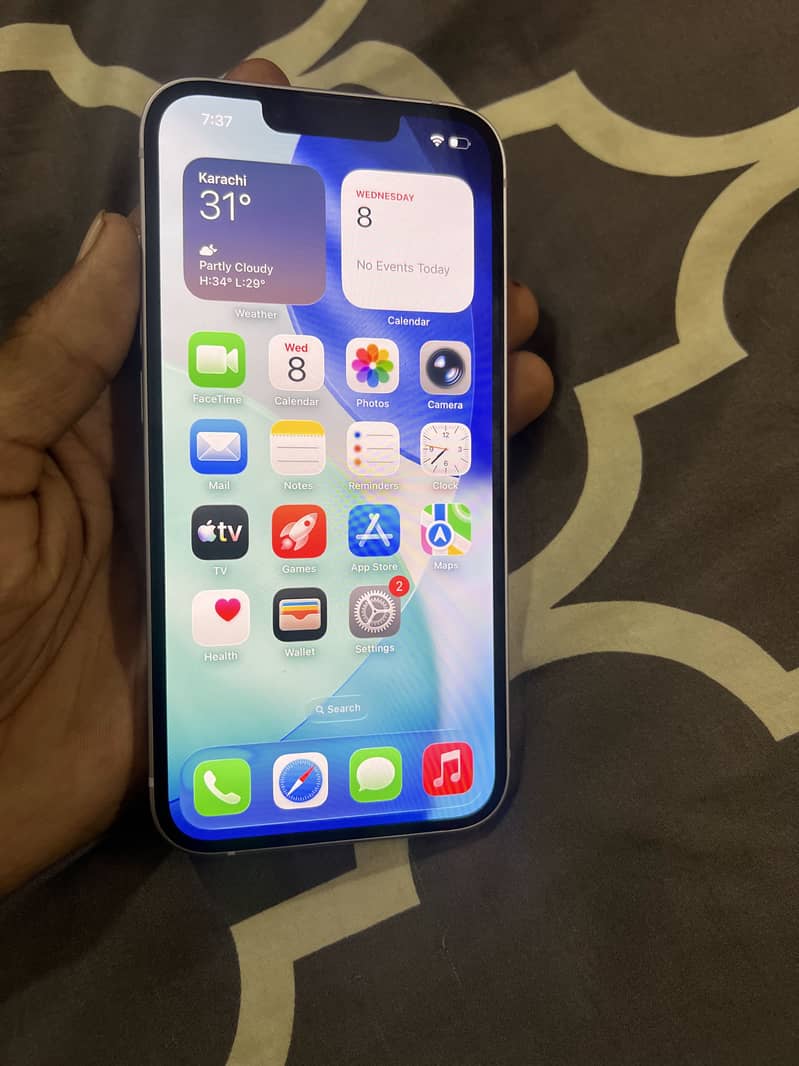 Apple iPhone 14 4