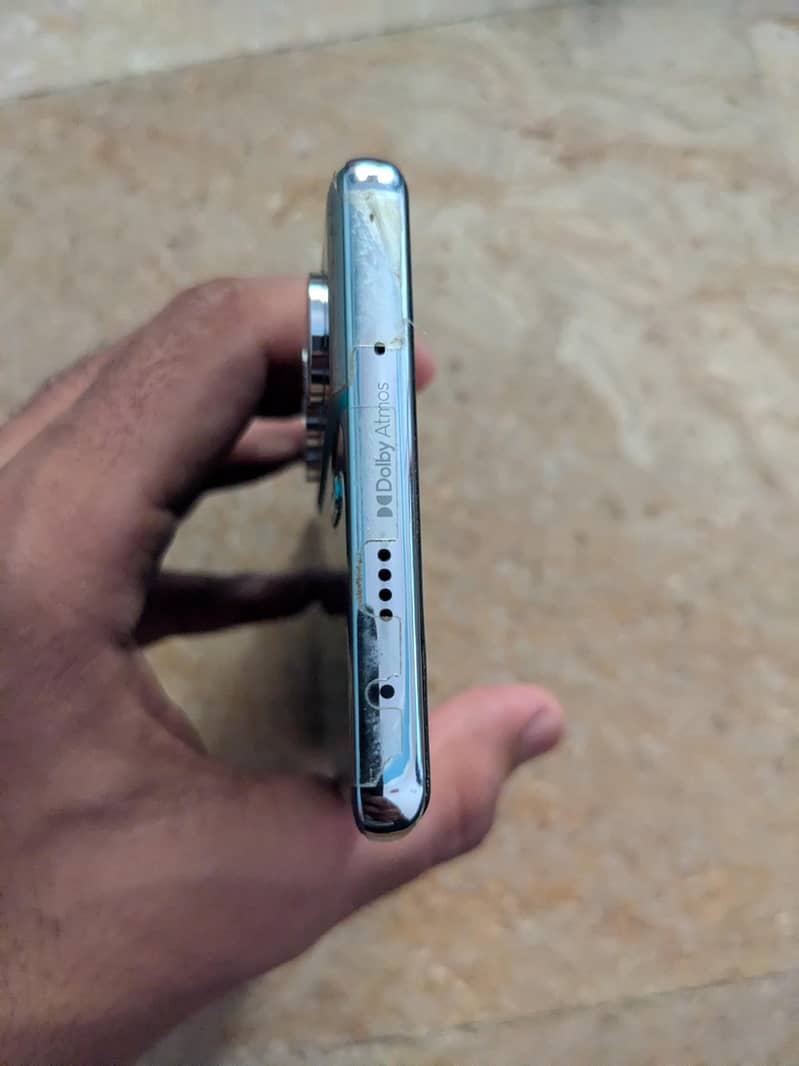 Tecno CAMON 40 Pro 6