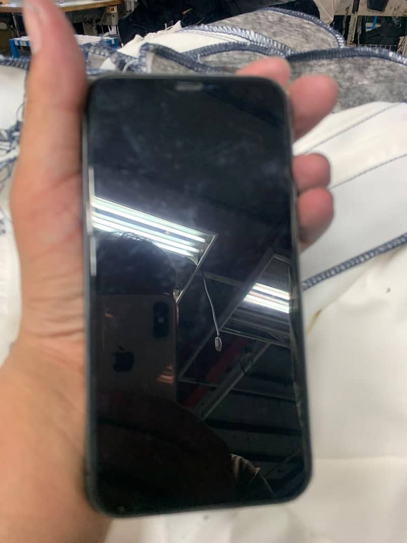Apple iPhone 11 5