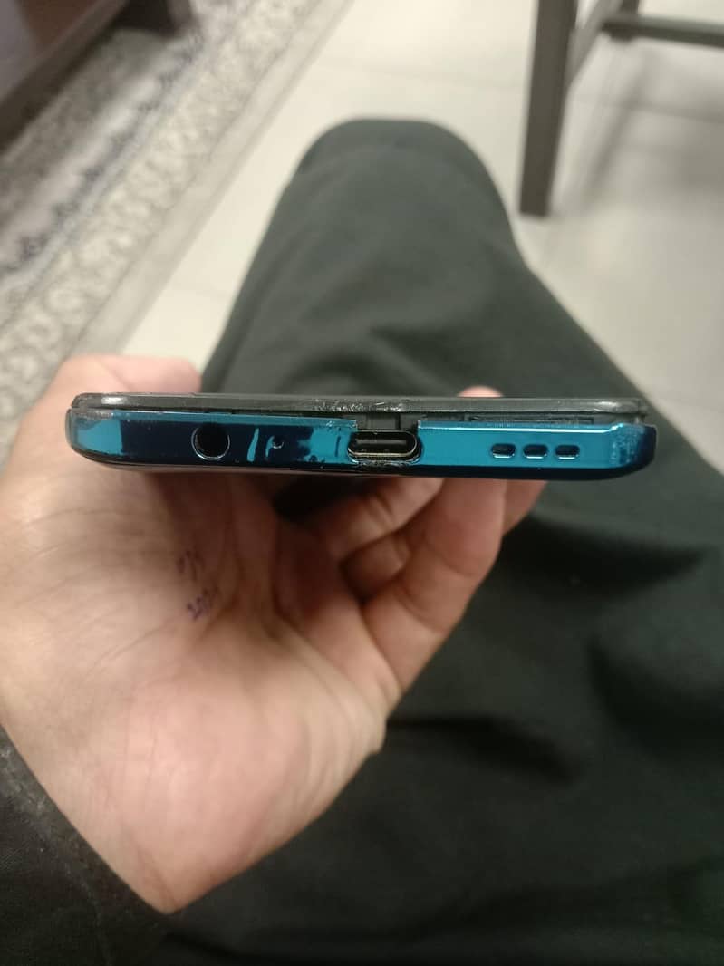 Dcode Bold 3