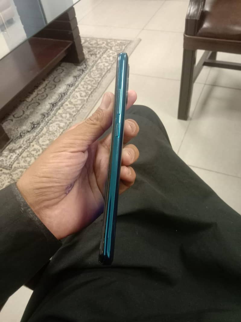 Dcode Bold 5