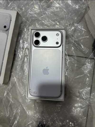 iPhone 17 Pro Max non PTA