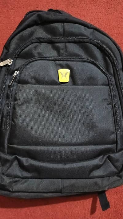 school bags nursery to 10th class college bags available