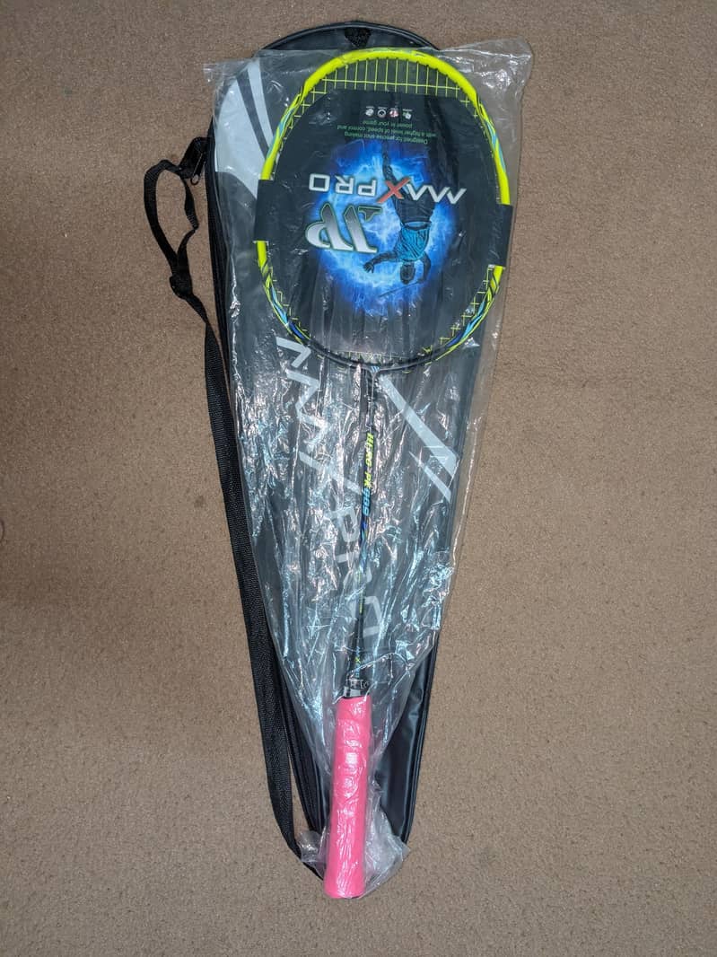 Racket. 3