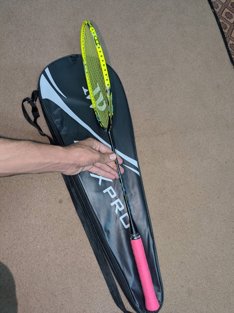 Racket. 4