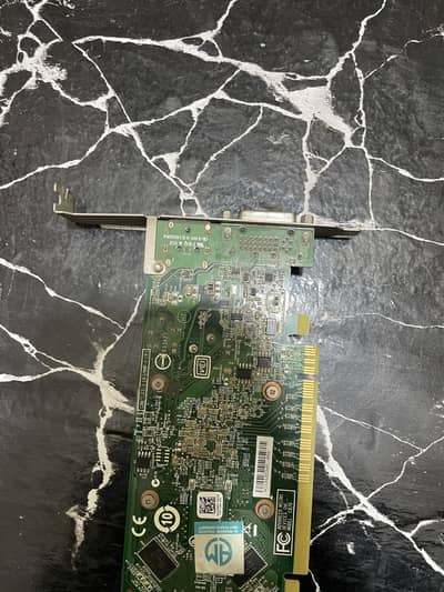 2 GB GRAPHIC CARD