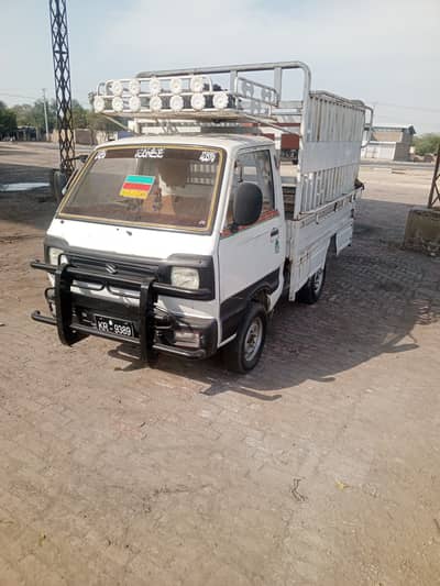 2011 model.     CNG patrol Chalo tire new engin ok