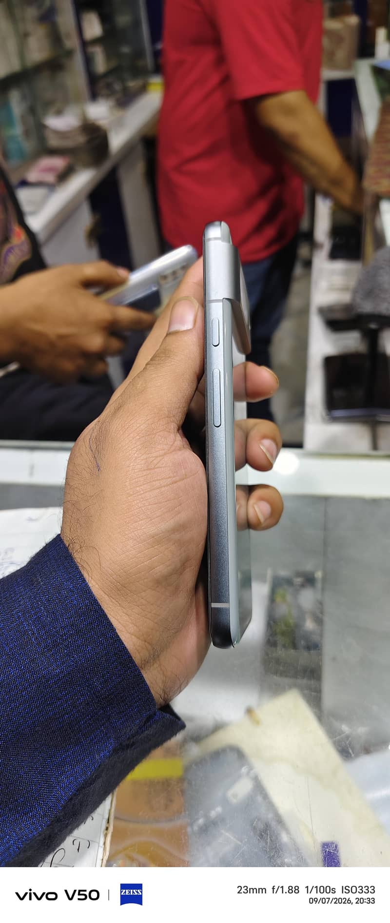 Google Pixel 8 5
