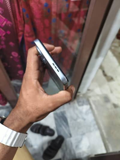 Tecno Spark go 3 box chrjar Saman complete 11 mha warnti hiy