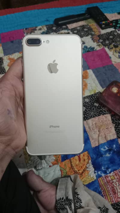 i phone 7 Plus sell 10by 10 condition