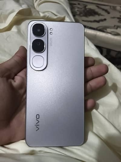 Vivo Y200
