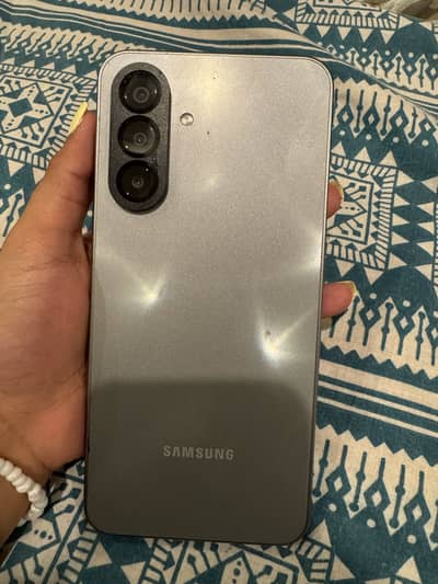 Samsung Galaxy A17