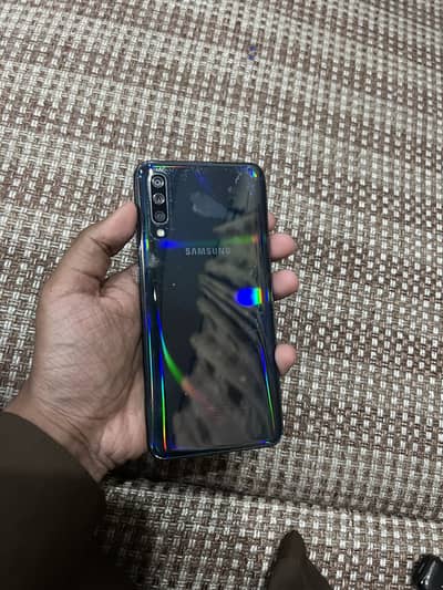 Samsung Mobile A50