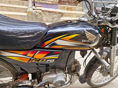 Honda CD70 2022