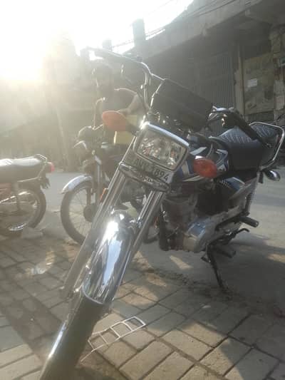 argent sale Good condition Honda 125