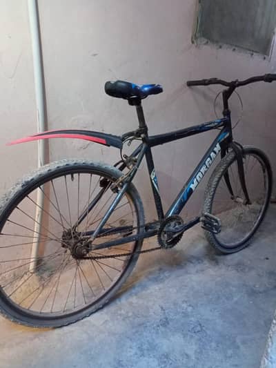 excellent condition bicycle
