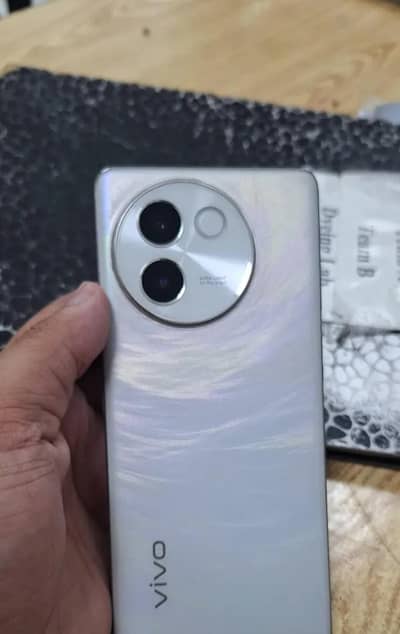 Vivo V30e 5G