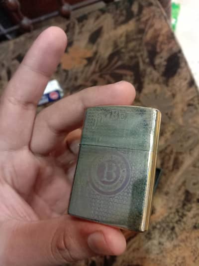 Original zippo lighter for sale never used URGENT SALE