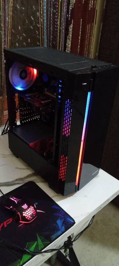 Castumizing RGB Gaming PC