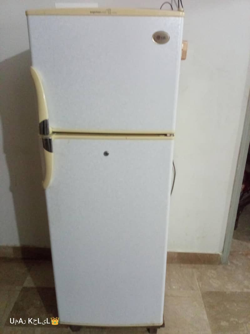 refrigerator 0