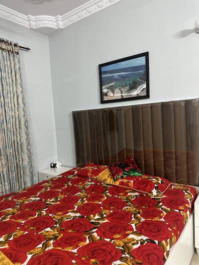brand new bed nicha cheza karna ka daraz bhi ha