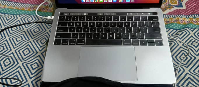 Apple MacBook Pro core i7 3.5GHZ 16GB Touchbar exchange options