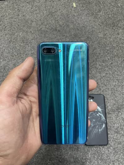 HONOR 10 6 Ram 128 Rom