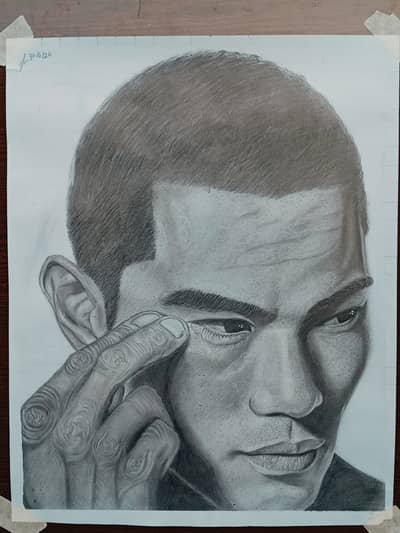 Custom graphite handmade portraits for your loved ones.