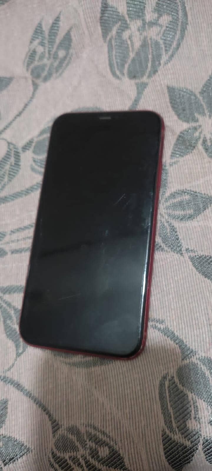 Apple iPhone 11 4