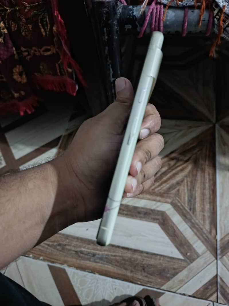 Google Pixel 7 2