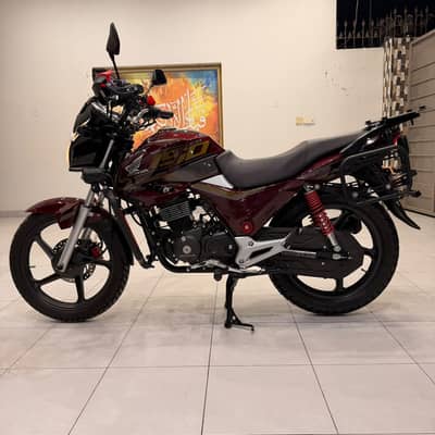 Honda CB 150F 2025