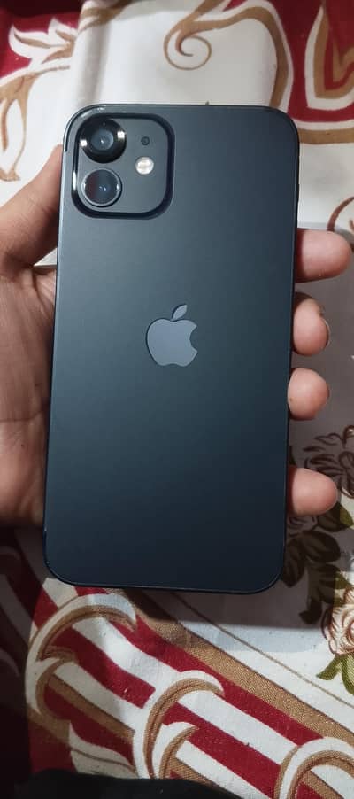 Apple iPhone 12