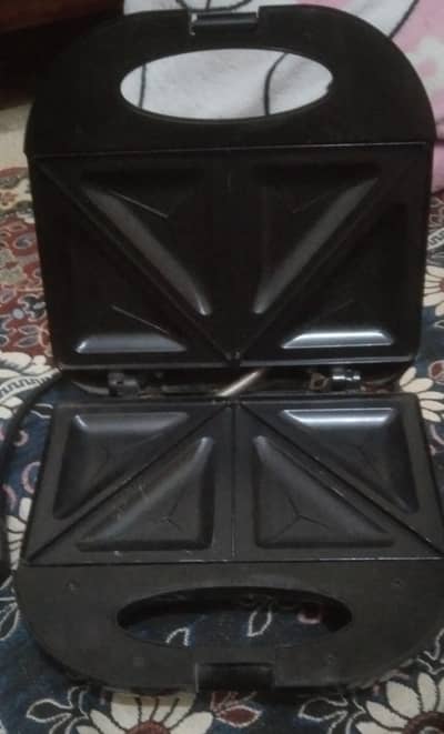 new no fault SHS APPLIANCES SANVICH MAKER BAHUT ACHI CONDITION HA