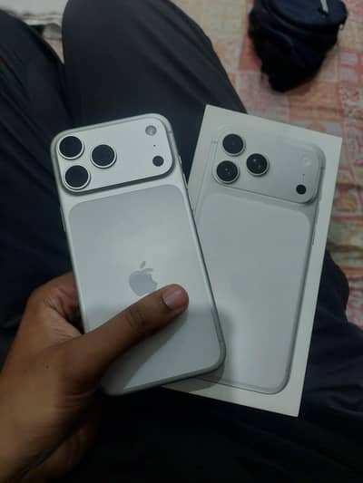 Apple iPhone 17 Pro Max sim time available with box 48 cycles