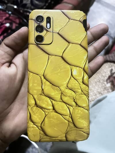 OPPO Reno6