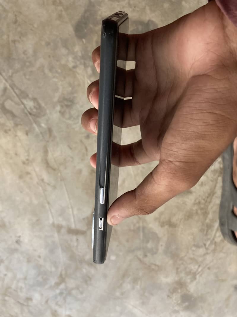 One Plus 8T 4